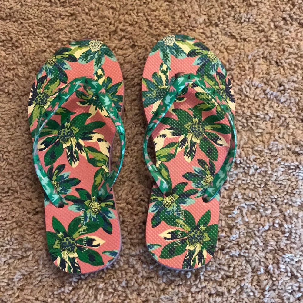 Vera Bradly flip flops